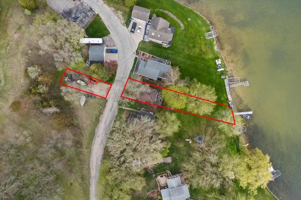 5th image of 2481 N Wallace Lake Dr Dr, West Bend, WI 53090 | MLS# 1977323