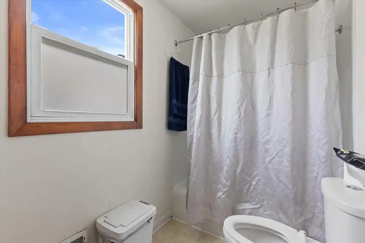 Photo 3 of Single family home for sale at 1511 Lombard Avenue Avenue, Racine, WI 53402 | MLS# 1977322 | Listing updated on 2026-09-07