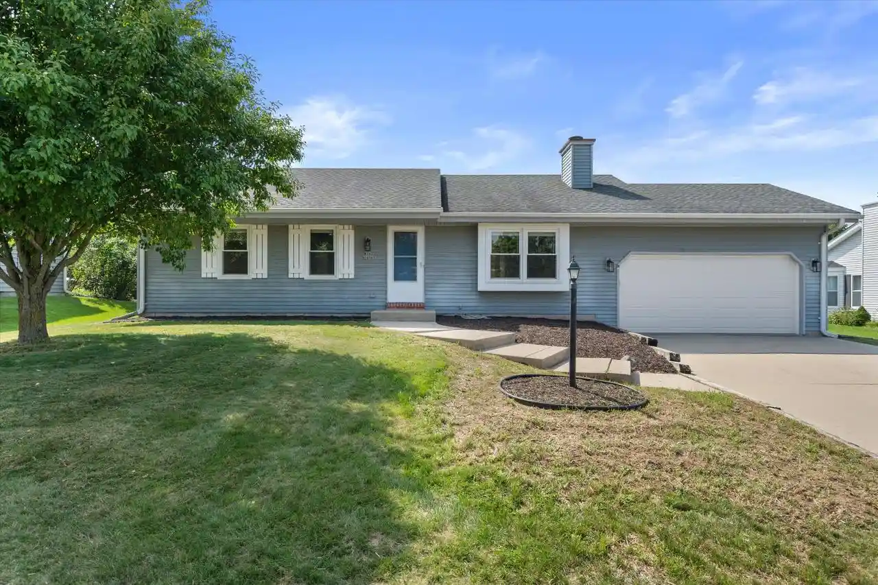 1st image of W162n10591 Auburn Lane Lane, Germantown, WI 53022 | MLS# 1977327
