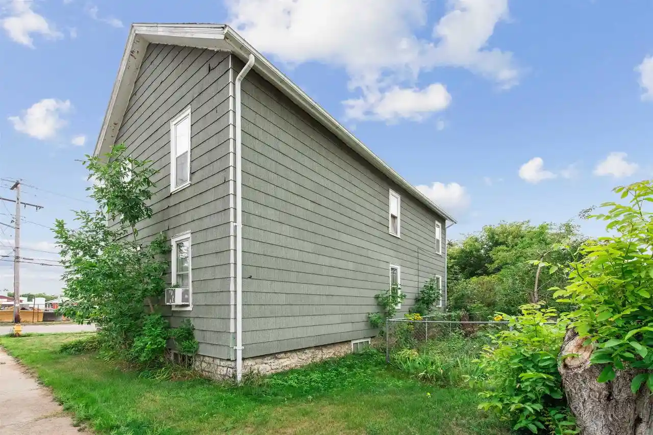 21st image of 1802 11th Avenue Avenue, Menomonie, MI 49858 | MLS# 50331492
