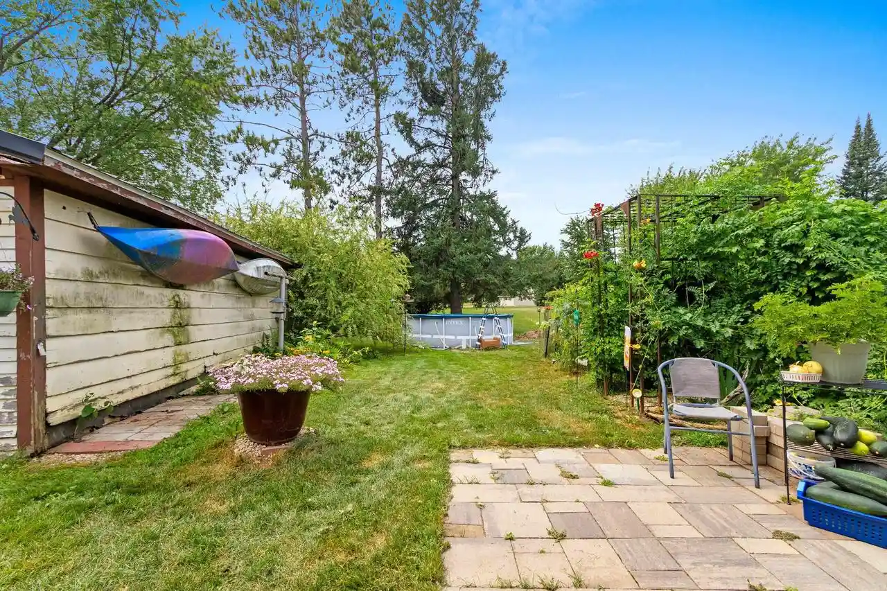 2nd image of 113 N Elm Avenue Avenue, Gillett, WI 54124 | MLS# 50331465