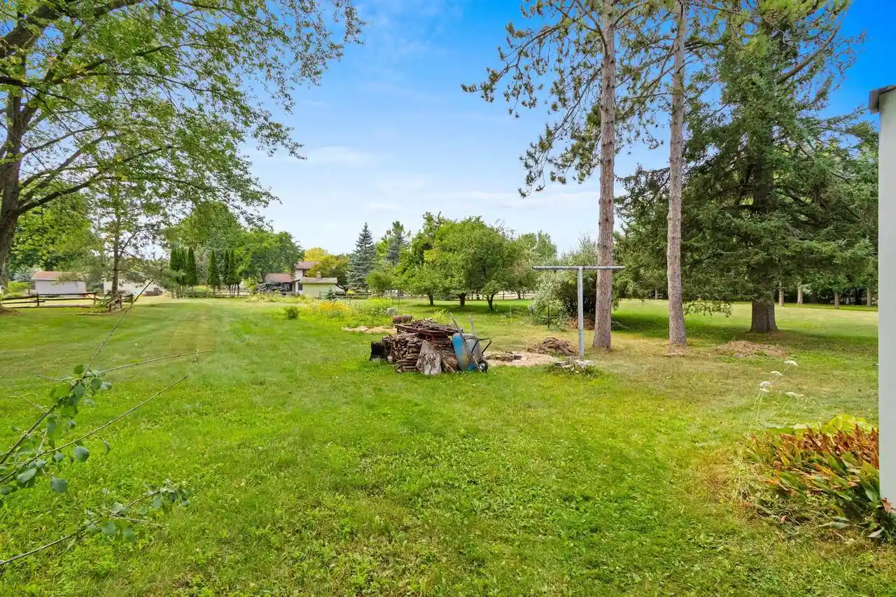 Photo 3 of Single family home for sale at 113 N Elm Avenue Avenue, Gillett, WI 54124 | MLS# 50331465 | Listing updated on 2026-08-26