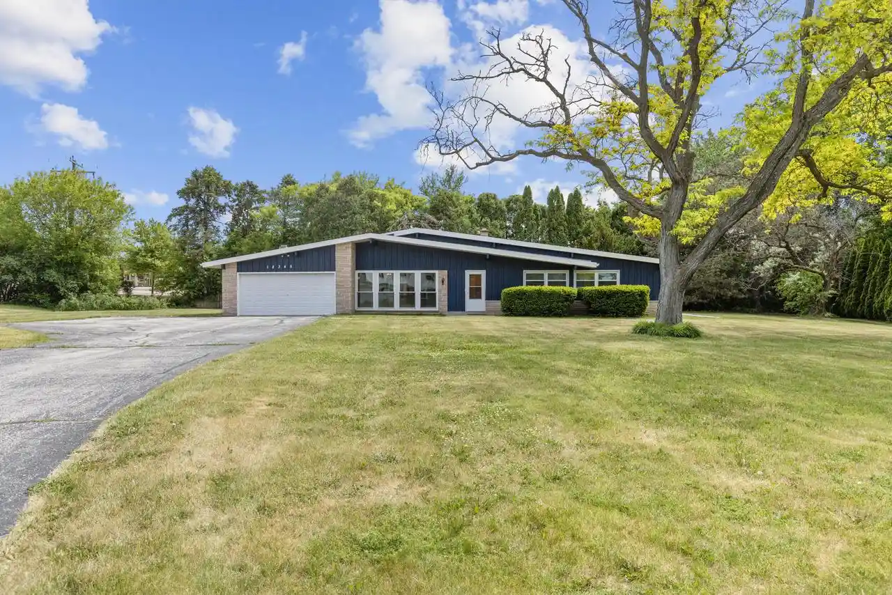 Photo 1 of Single family home for sale at 18345 Ashlea Dr Dr, Brookfield, WI 53045 | MLS# 1977344 | Listing updated on 2026-09-23