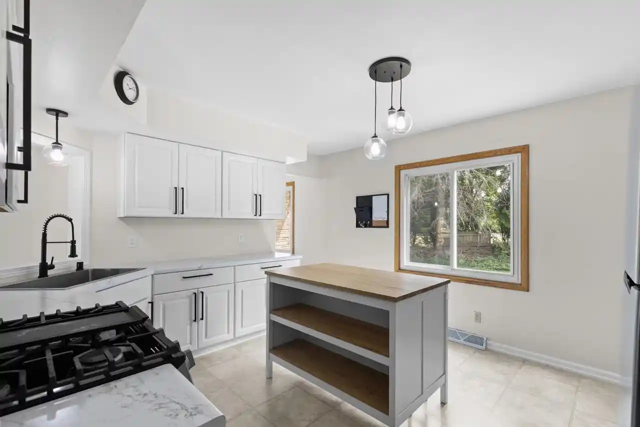Photo 3 of Single family home for sale at 18345 Ashlea Dr Dr, Brookfield, WI 53045 | MLS# 1977344 | Listing updated on 2026-09-23