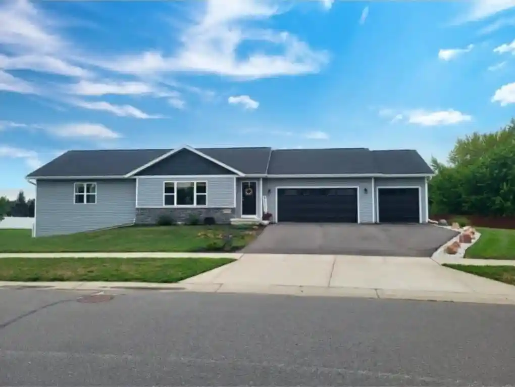 Photo 1 of Single family home for sale at 8506 Hinner Springs Dr Dr, Weston, WI 54476 | MLS# 22604112 | Listing updated on 2026-09-16