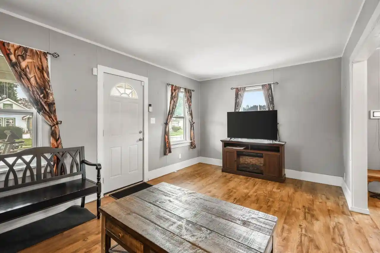 Photo 3 of Sale Pending at 457 N Walnut St, Janesville, WI 53548 | MLS# 2031053 | Listing updated on 2026-09-14