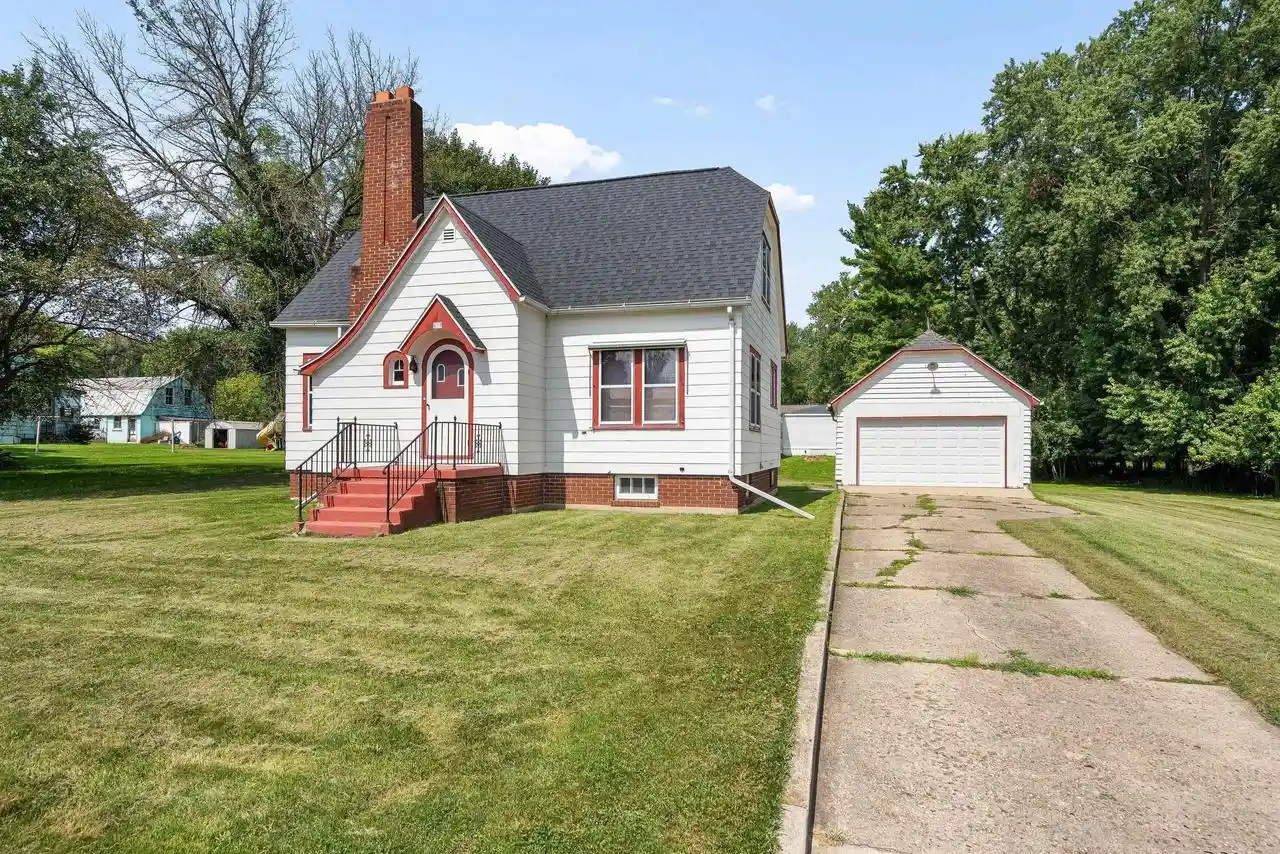 1st image of 457 W John Street Street, Markesan, WI 53946 | MLS# 2031062