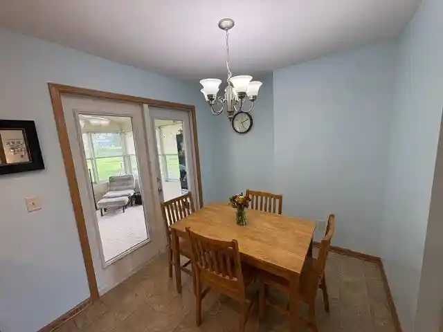 2nd image of 6802 Sunset Meadow Dr Dr, Windsor, WI 53598 | MLS# 2031061
