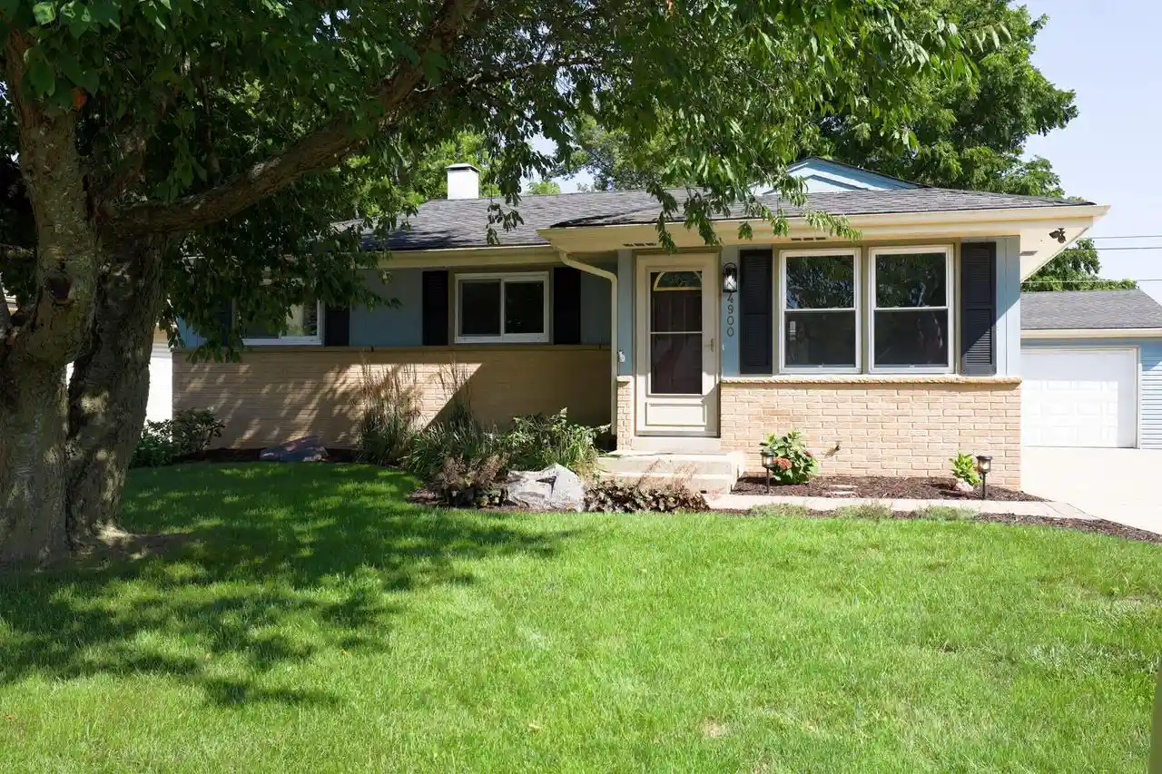 1st image of 4900 Ridgeway Avenue Avenue, Racine, WI 53406 | MLS# 1977365