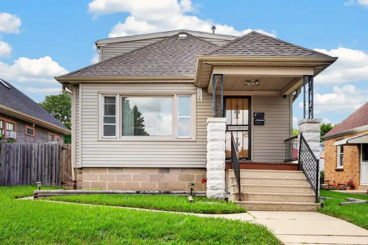 1st image of 3367 S 14th Street Street, Milwaukee, WI 53215 | MLS# 1977369