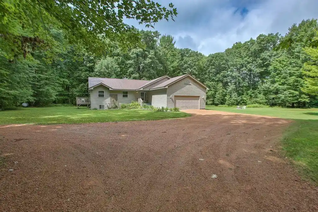 Photo 1 of Single family home for sale at 1073 Oak Road Road, Kronenwetter, WI 54455 | MLS# 22604116 | Listing updated on 2026-09-04