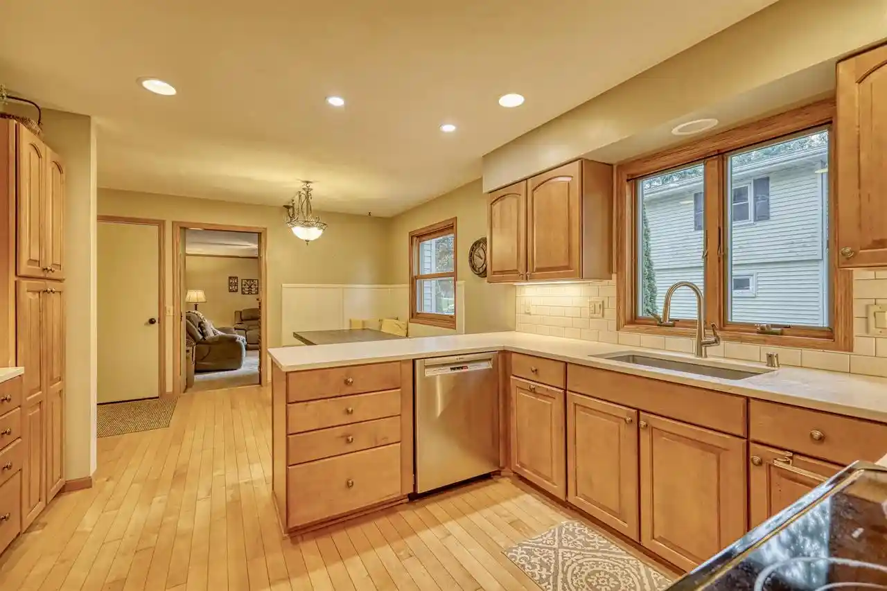 43rd image of 7315 Voss Parkway Parkway, Middleton, WI 53562 | MLS# 2031064