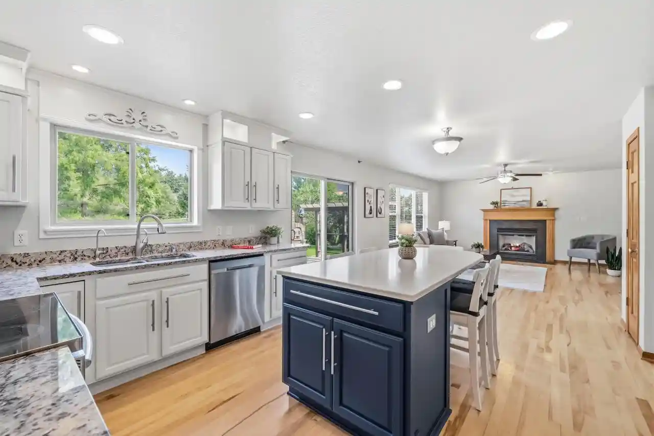 3rd image of W273N2420 Arlington Court Court, Pewaukee, WI 53072 | MLS# 1977378