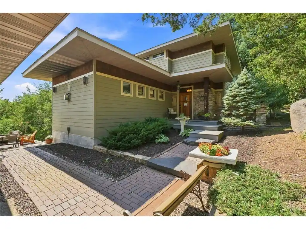 Photo 1 of Single family home for sale at 469 County Road Road, Hudson, WI 54016 | MLS# 7119344 | Listing updated on 2026-09-18