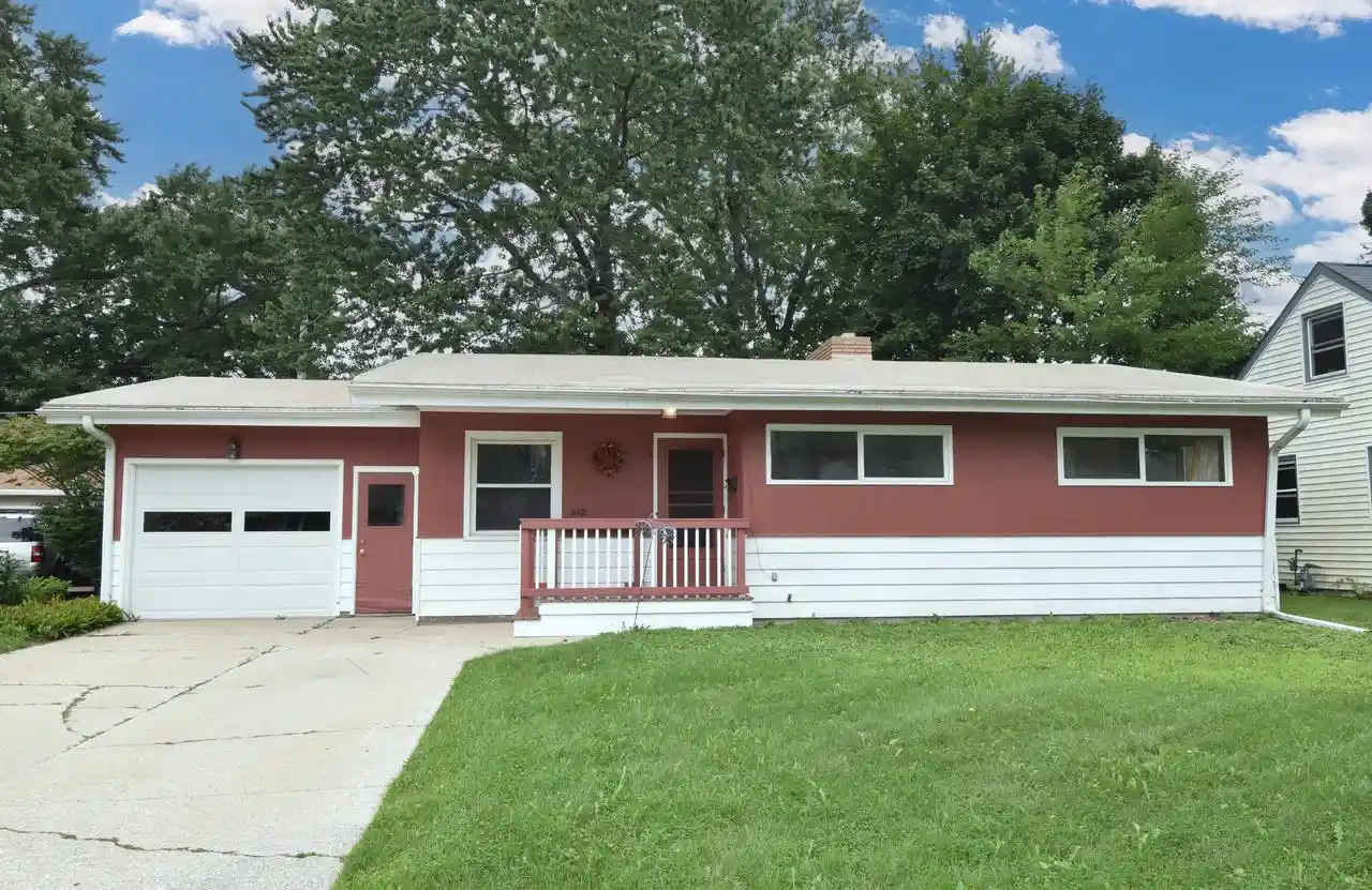 1st image of 3421 Saint Clair Street Street, Racine, WI 53402 | MLS# 1977383