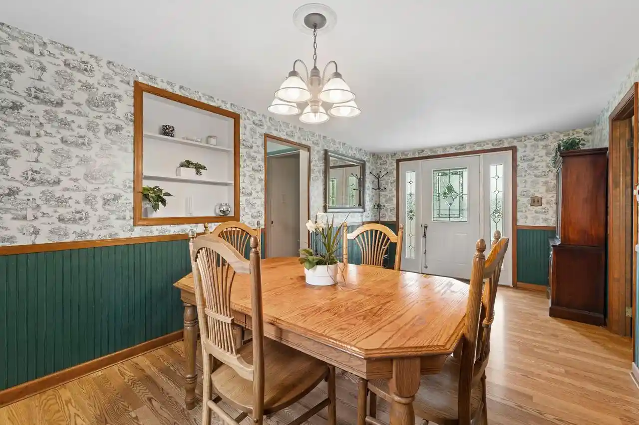 4th image of 8417 200Th Avenue Avenue, Bristol, WI 53104 | MLS# 1977398