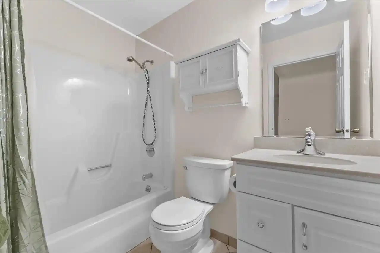 4th image of 8073 43Rd Avenue Avenue #8A, Kenosha, WI 53142 | MLS# 1977399