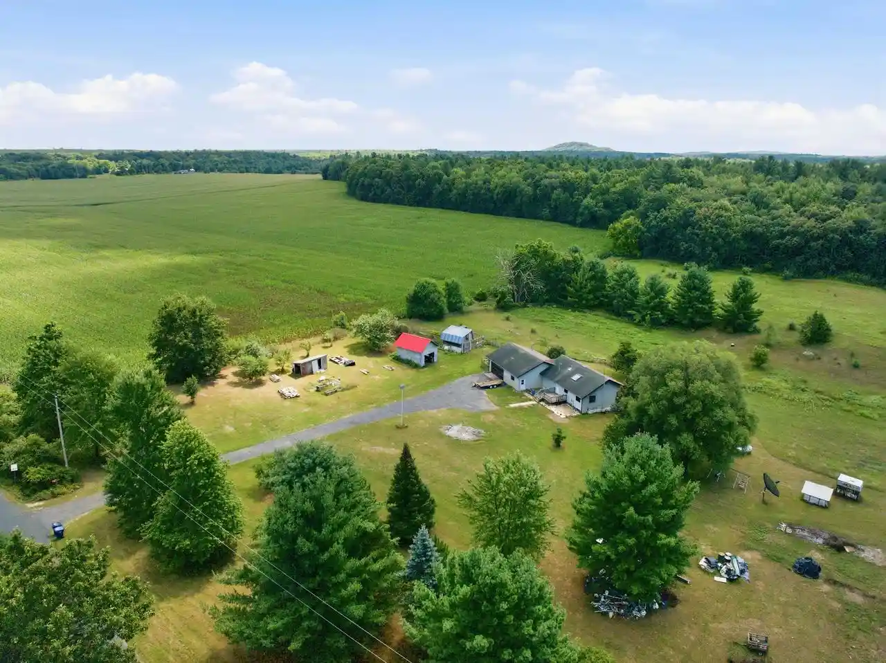 52nd image of 1129 Gem Dr Dr, Wisconsin Dells, WI 53965 | MLS# 2031074