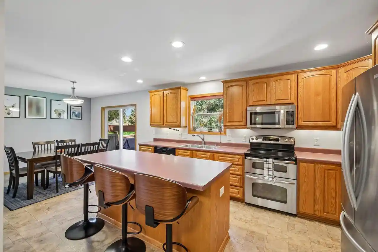 Photo 3 of Sale Pending at 505 Aztalan Dr Dr, Madison, WI 53718 | MLS# 2031079 | Listing updated on 2026-09-05