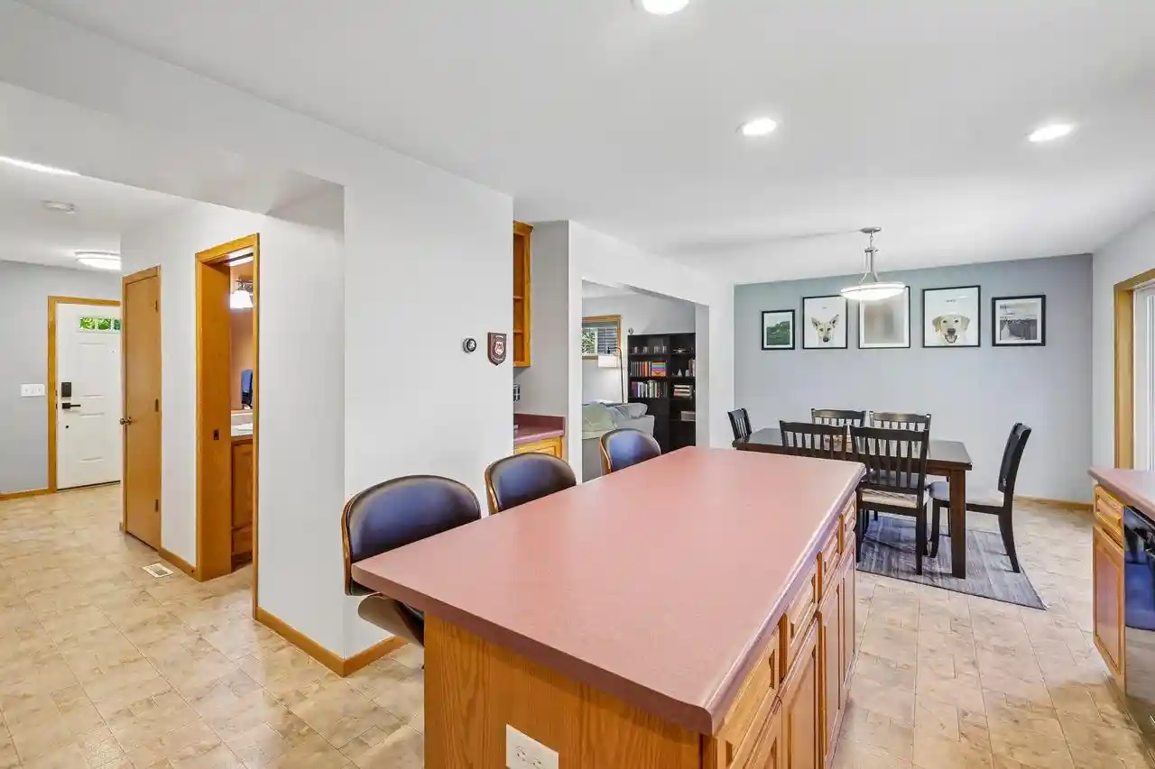 Photo 4 of Sale Pending at 505 Aztalan Dr Dr, Madison, WI 53718 | MLS# 2031079 | Listing updated on 2026-09-05