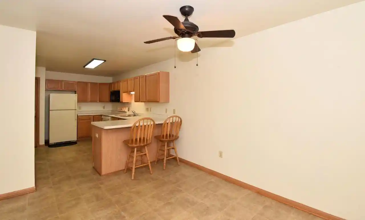 Listing Photo 5 - Condo for sale in building located at 1208 N Sunnyslope Dr Dr, Mount Pleasant, WI 53406 - Unit #104