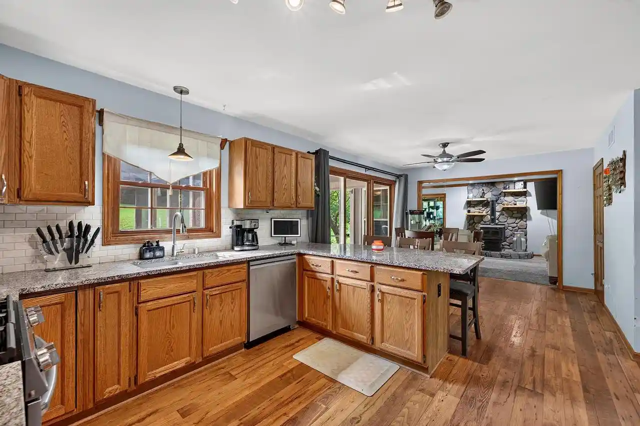 Photo 4 of Single family home for sale at S93W33523 Fieldside Court Court, Mukwonago, WI 53149 | MLS# 1977420 | Listing updated on 2026-09-23