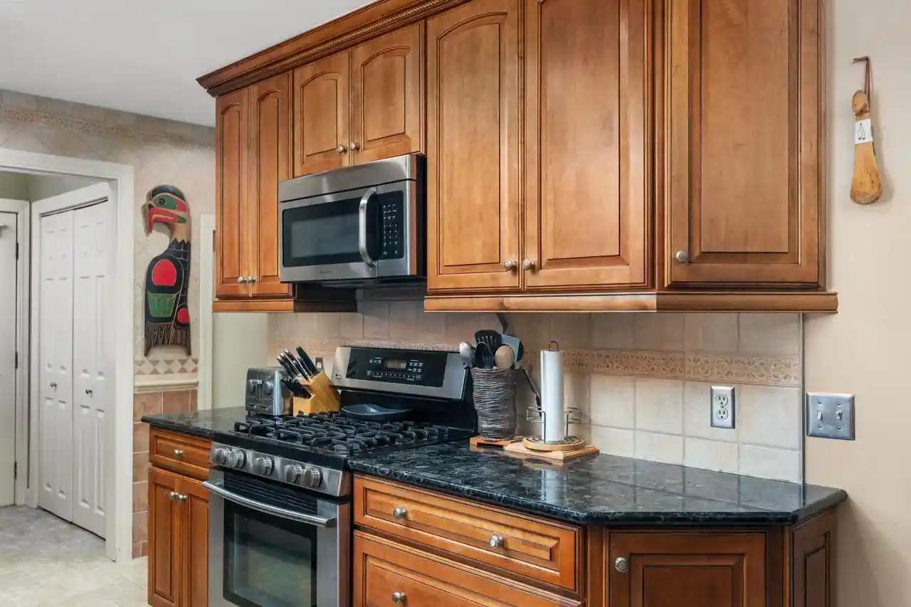 Photo 4 of Single family home for sale at E11990 Bent Tree Dr Dr, Baraboo, WI 53913 | MLS# 2031083 | Listing updated on 2026-08-29