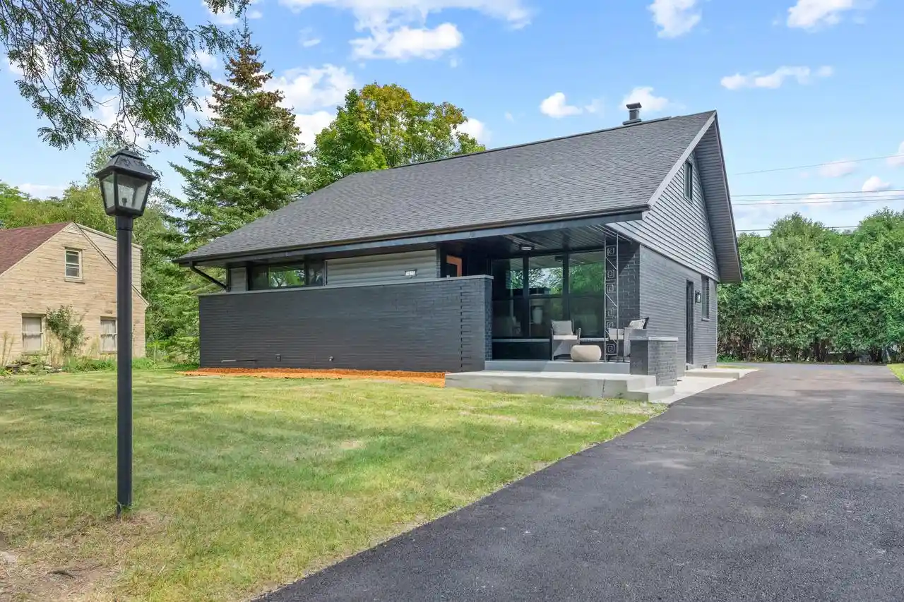 Photo 1 of Single family home for sale at 7470 N Navajo Rd, Milwaukee, WI 53217 | MLS# 1977422 | Listing updated on 2026-09-17