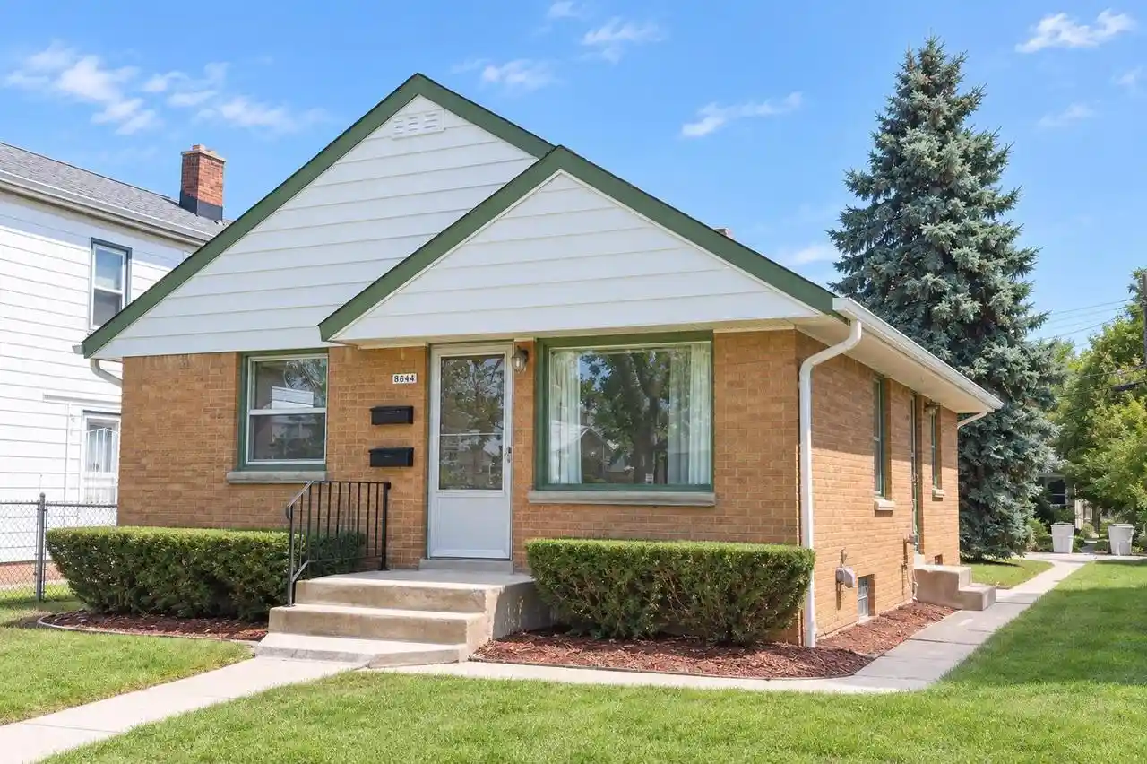 Photo 1 of Single family home for sale at 4046 N 85th Street Street, Milwaukee, WI 53222 | MLS# 1977424 | Listing updated on 2026-09-18