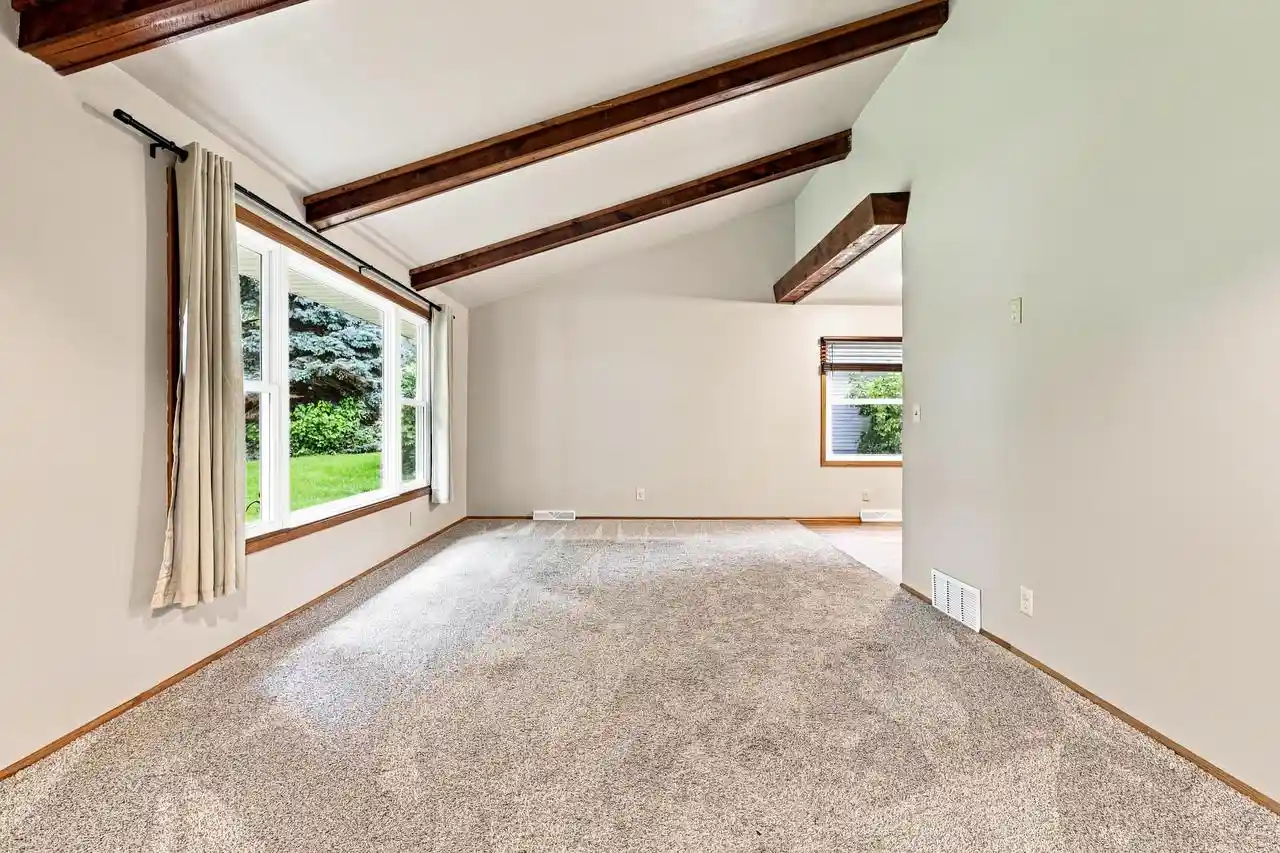 36th image of W157n10840 Catskill Lane Lane, Germantown, WI 53022 | MLS# 1977429