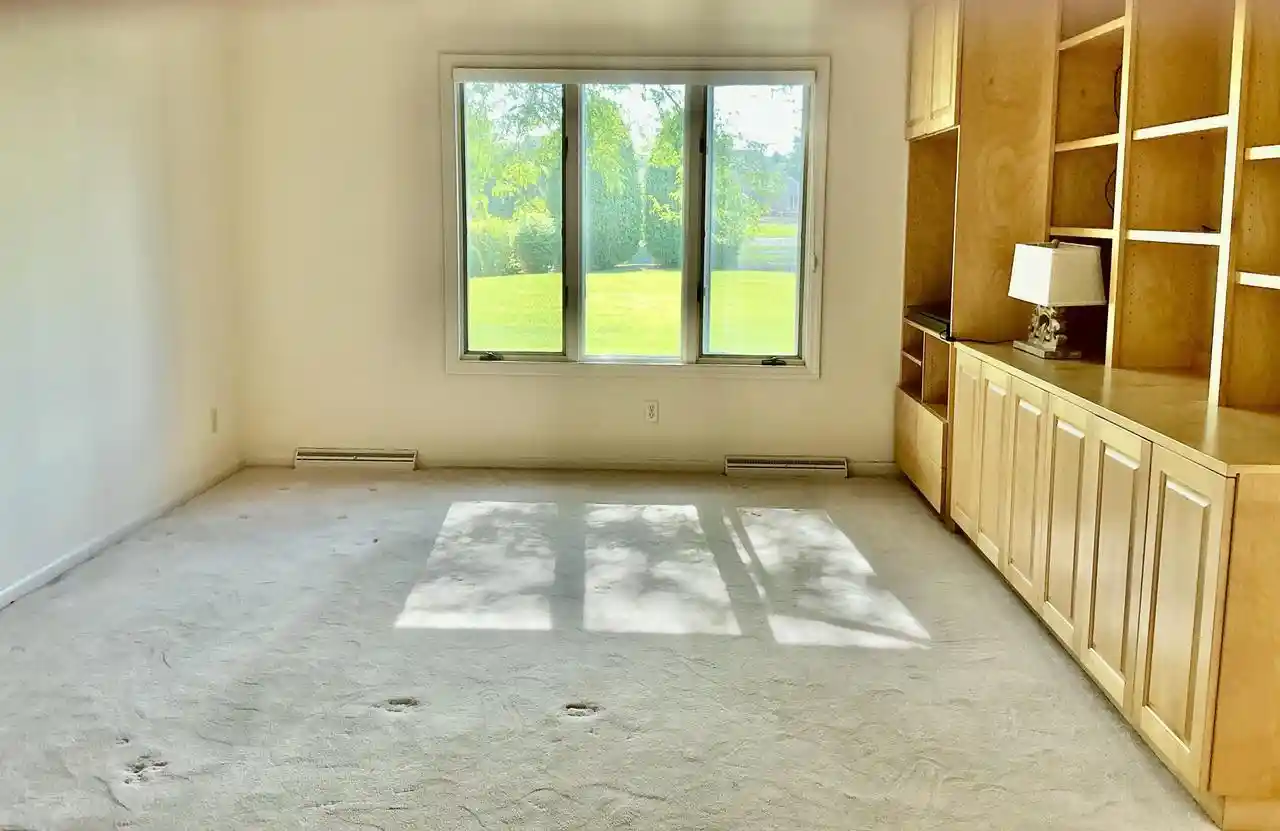 3rd image of 2115 W Norfolk Court Court, Mequon, WI 53092 | MLS# 1977431