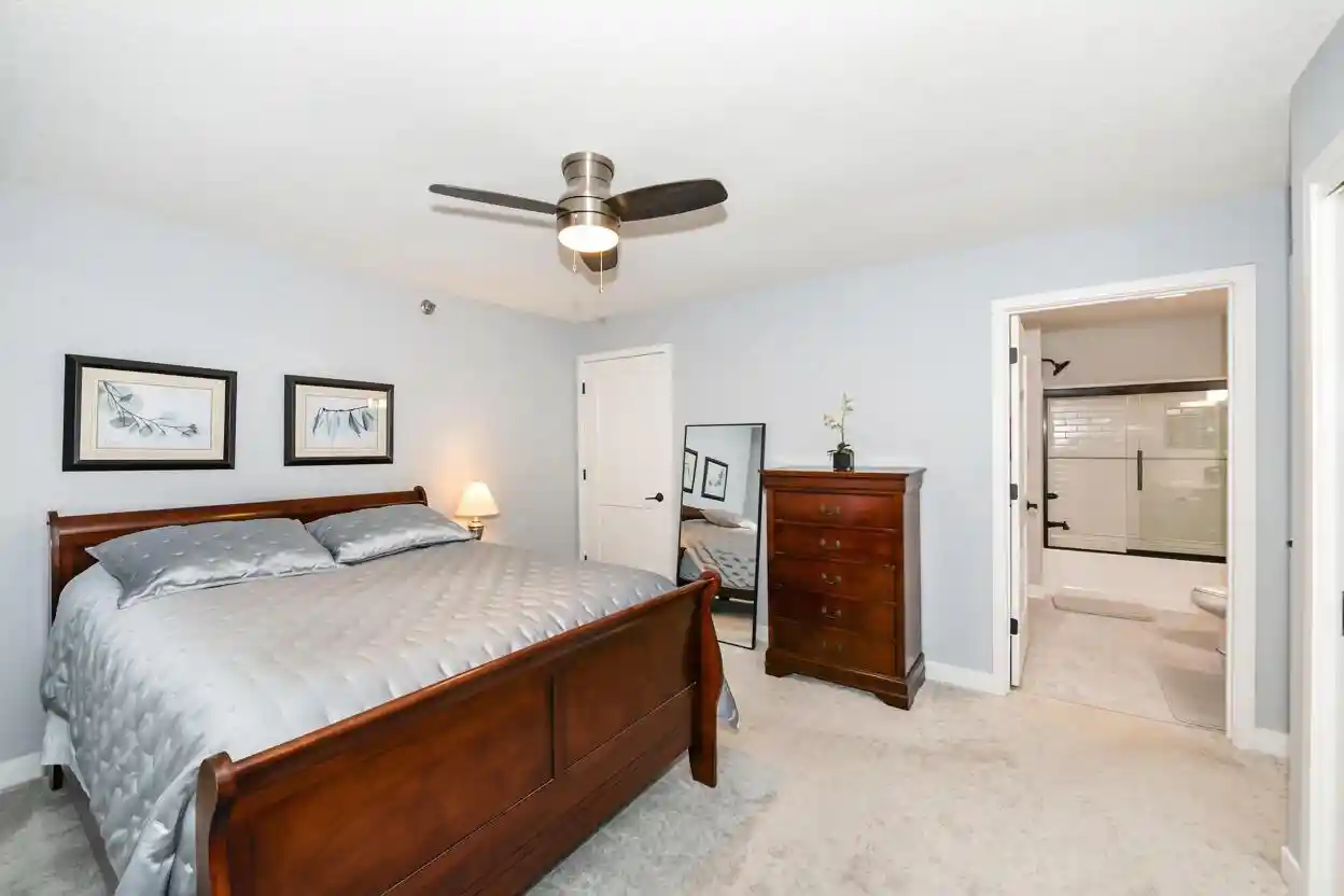 Photo 4 of Condo for sale at 17364 W Lincoln Avenue Avenue, New Berlin, WI 53146 | MLS# 1977435 | Listing updated on 2026-09-25