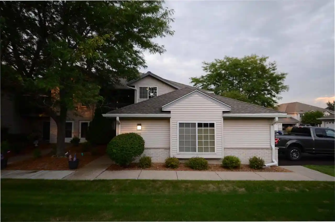 Photo 1 of Sale Pending at 1011 Guthrie Road Road #4, Waukesha, WI 53186 | MLS# 1977442 | Listing updated on 2026-09-12