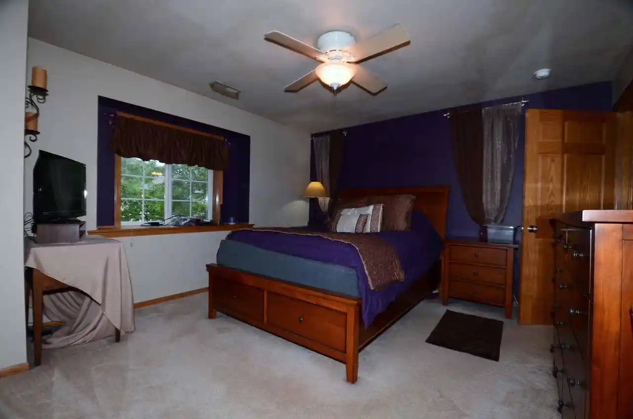 Listing Photo 5 - Condo for sale in building located at 1011 Guthrie Rd Rd, Waukesha, WI 53186 - Unit #4