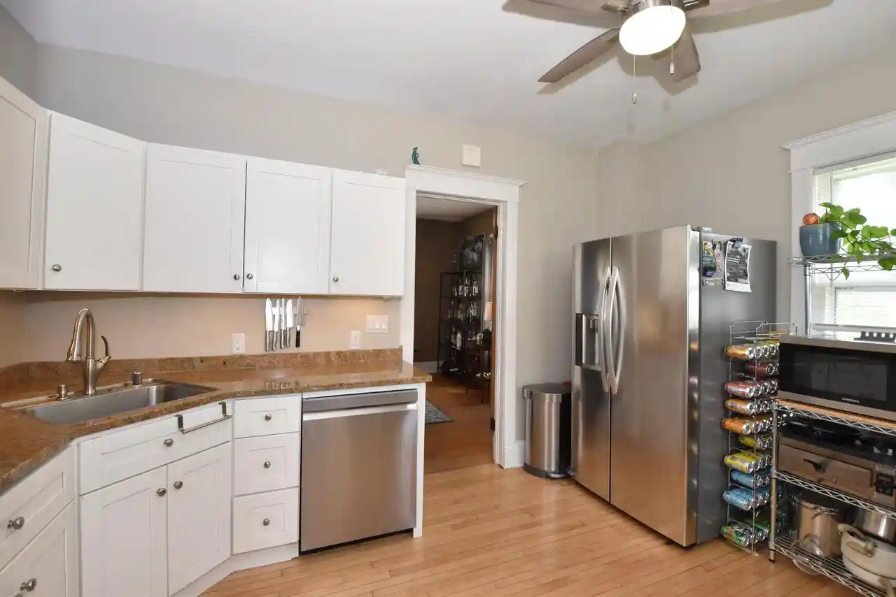 39th image of 700 Grove Avenue Avenue, Racine, WI 53405 | MLS# 1977448
