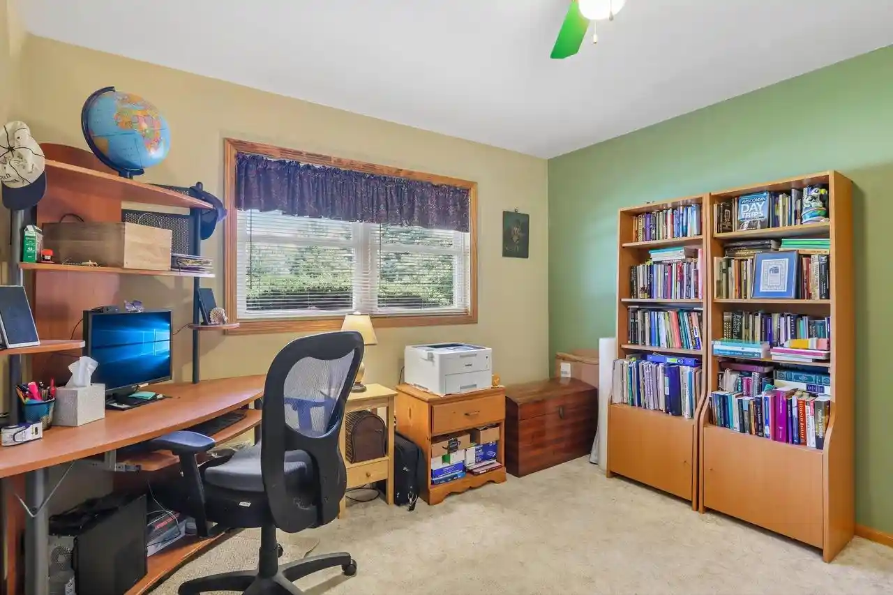 Photo 4 of Single family home for sale at 307 Meadowlark Circle Circle, Deerfield, WI 53531 | MLS# 2031096 | Listing updated on 2026-09-01