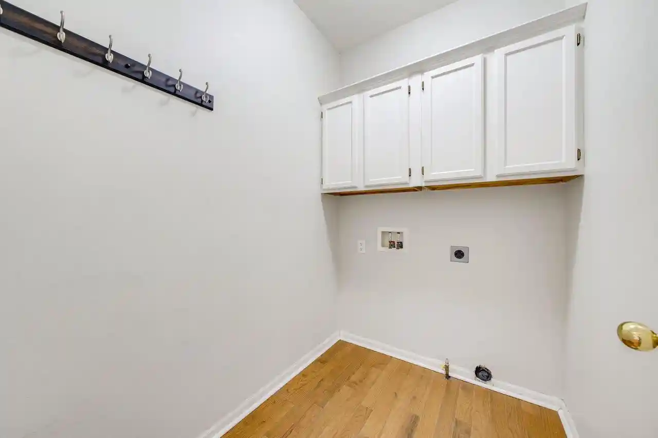 Photo 4 of Single family home for sale at N102W14725 Kingshill Road Road, Germantown, WI 53022 | MLS# 1977452 | Listing updated on 2026-10-05