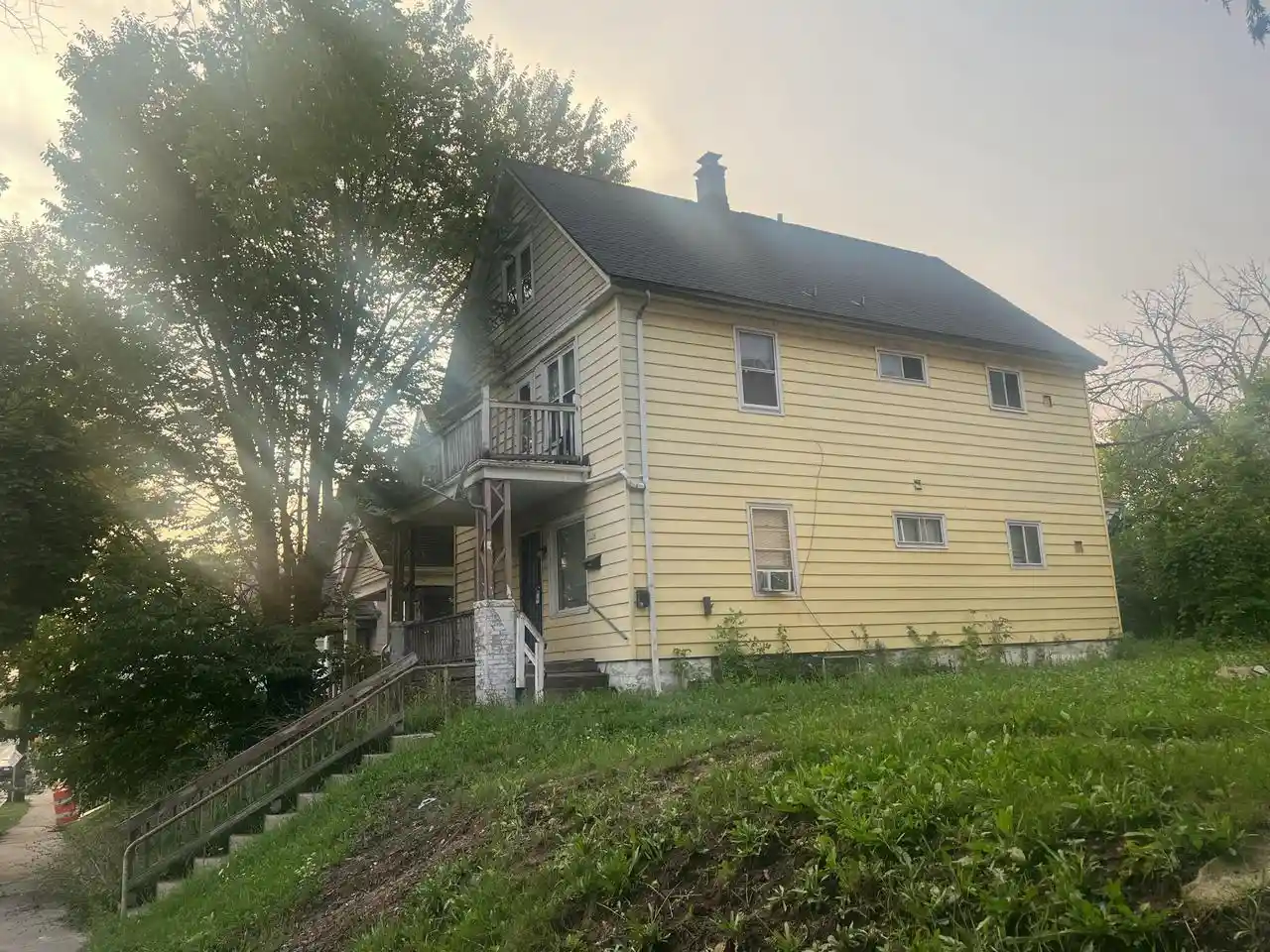 2nd image of 1114 W Keefe Avenue Avenue, Milwaukee, WI 53206 | MLS# 1977463