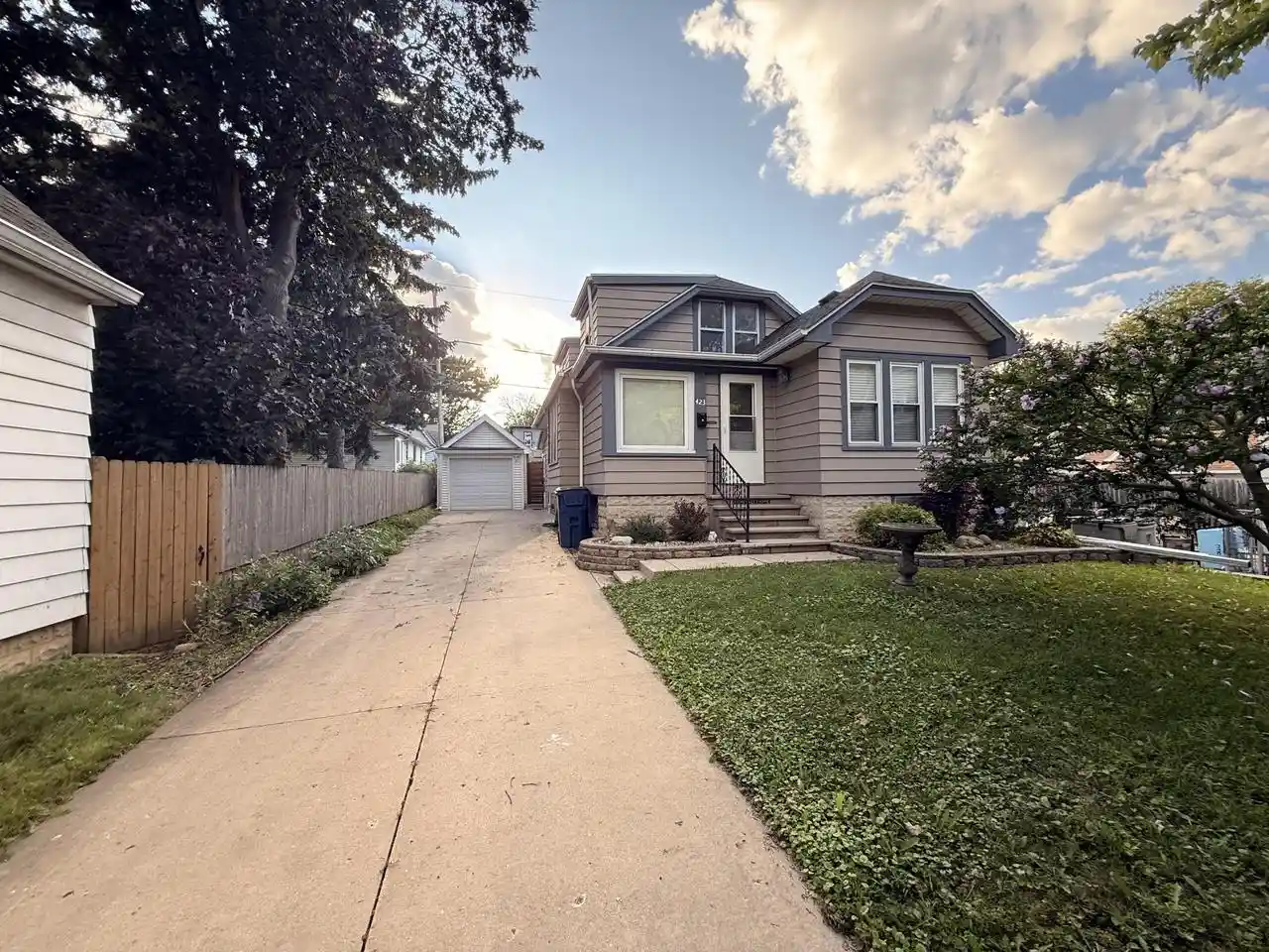 Photo 1 of Single family home for sale at 423 S 68th Street Street, Milwaukee, WI 53214 | MLS# 1977469 | Listing updated on 2026-09-05