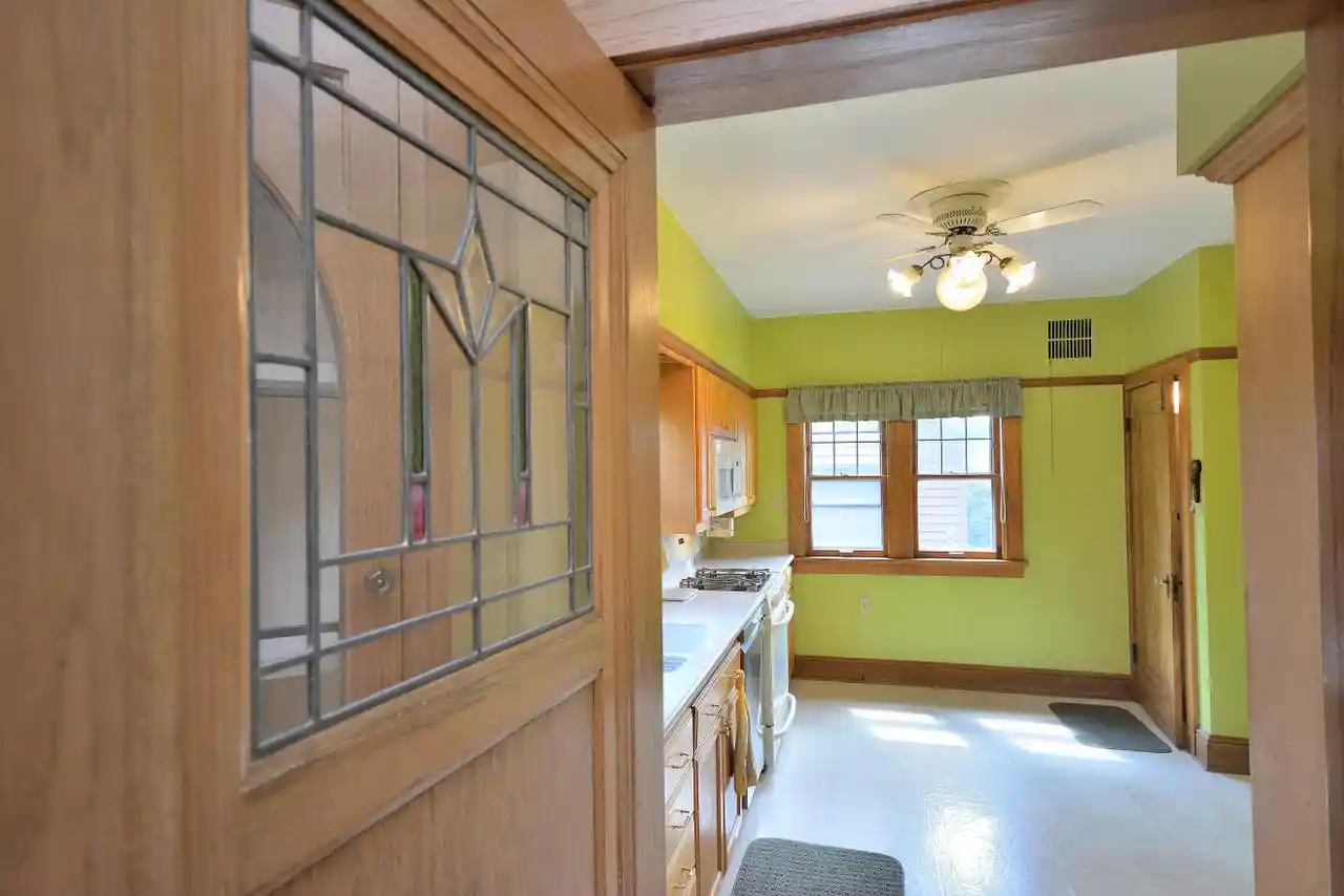 Photo 4 of Single family home for sale at 5109 W Washington Blvd, Milwaukee, WI 53208 | MLS# 1977472 | Listing updated on 2026-09-11