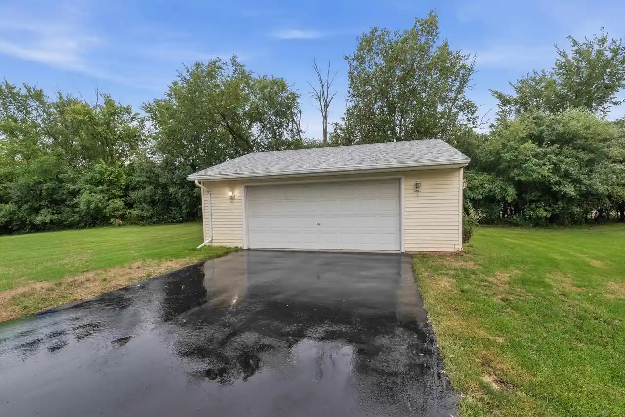 image of 100 S Dechant Road Road, Brookfield, WI 53005 | MLS# 2031113