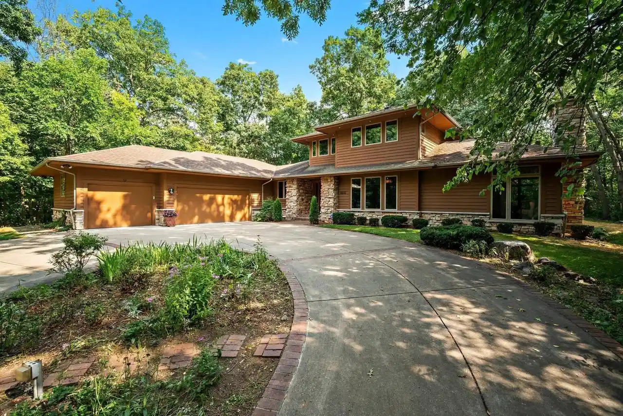 Single family home for sale at 2850 S Amor Dr Dr, New Berlin, WI 53146 | MLS# 1977474