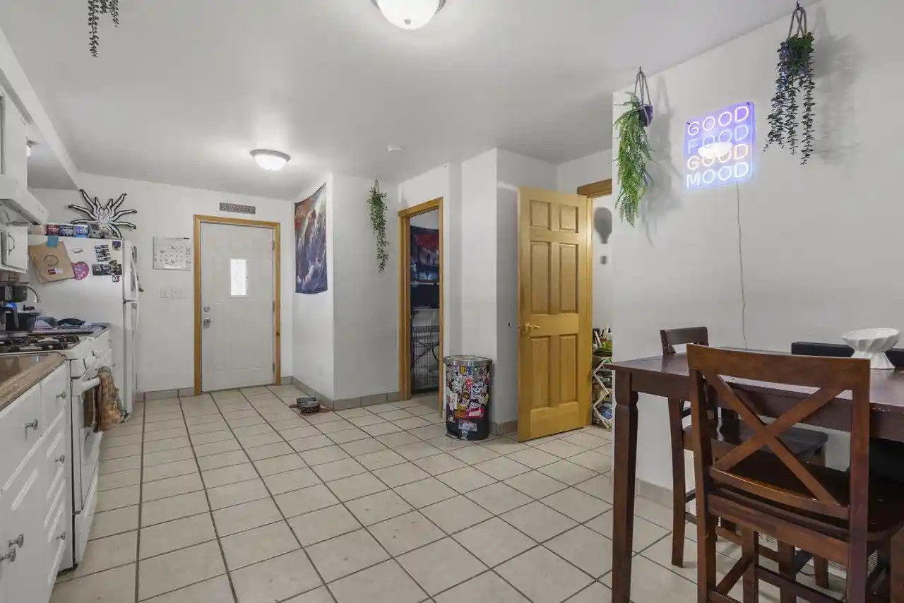 3rd image of 1227 Porlier Street Street, Green Bay, WI 54301 | MLS# 50331505