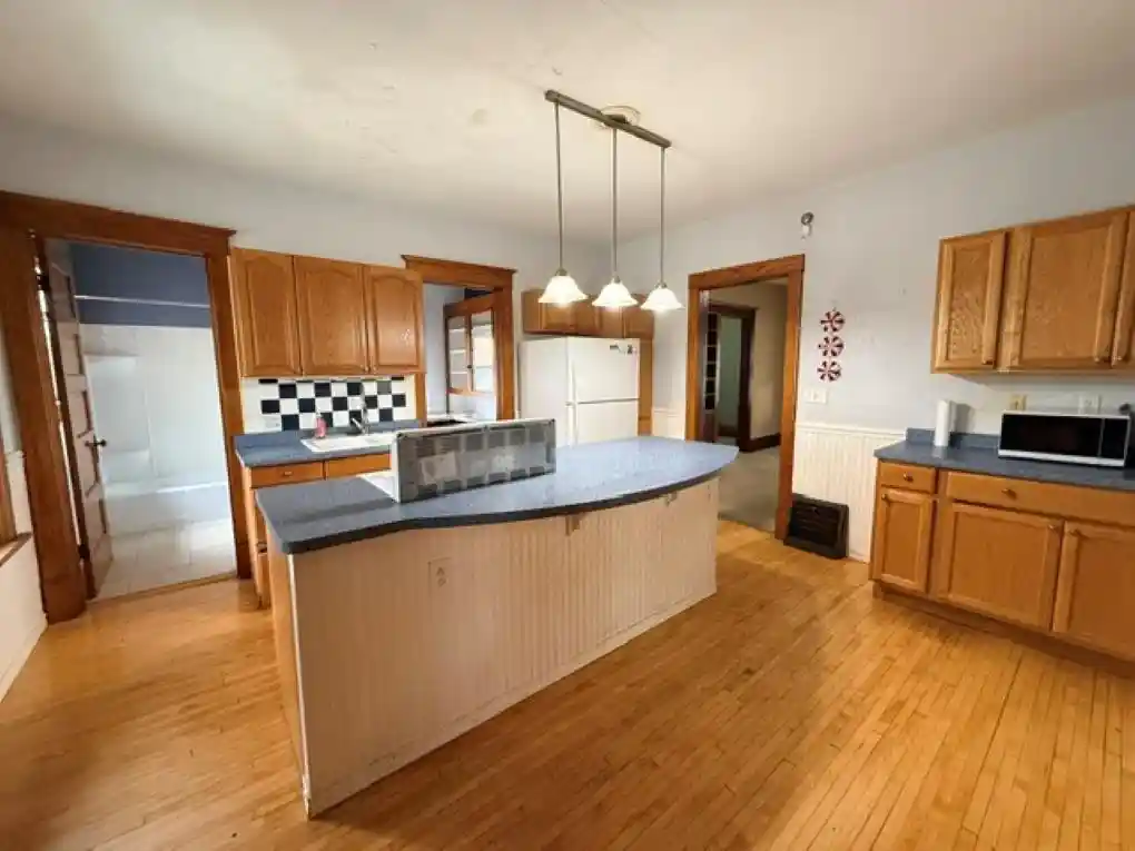 Photo 3 of Single family home for sale at 640 S 4th Avenue Avenue, Wausau, WI 54401 | MLS# 22604121 | Listing updated on 2026-09-23