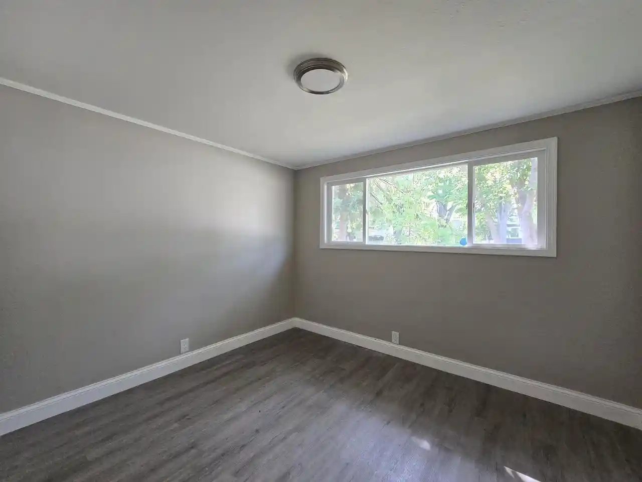 Photo 3 of Single family home for sale at 3729 W Kaul Avenue Avenue, Milwaukee, WI 53209 | MLS# 1977481 | Listing updated on 2026-08-24