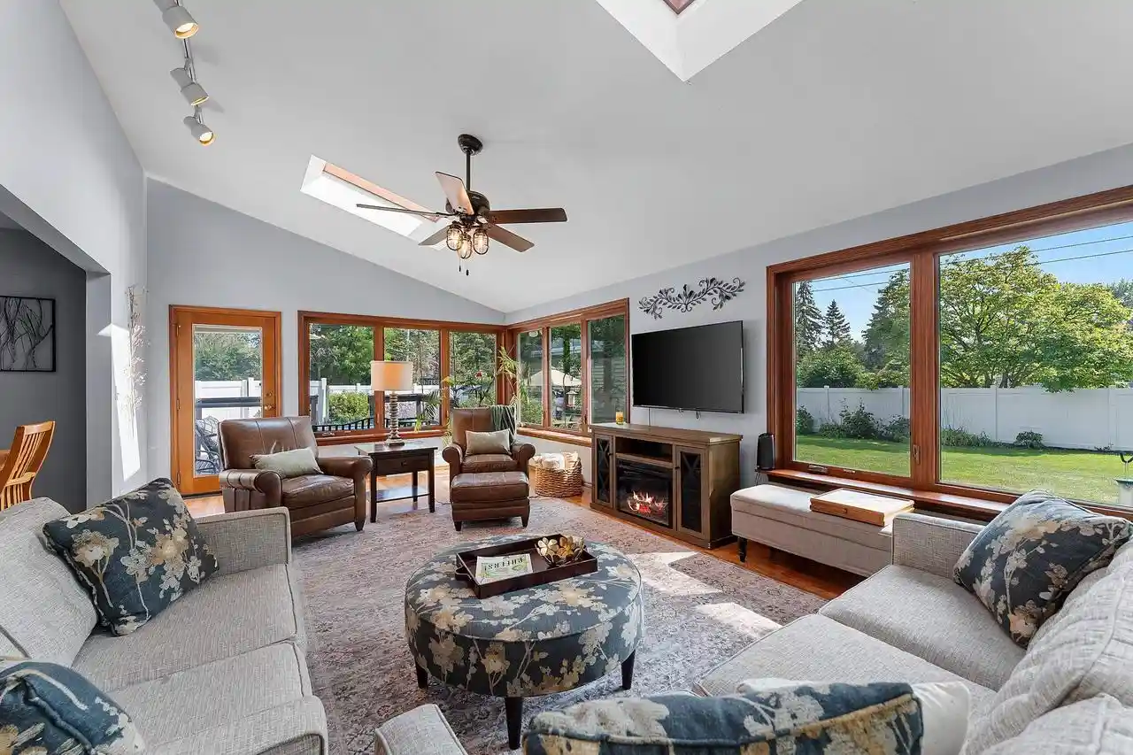 Photo 3 of Single family home for sale at 601 Brevoort Lane Lane, Green Bay, WI 54301 | MLS# 50331523 | Listing updated on 2026-09-01