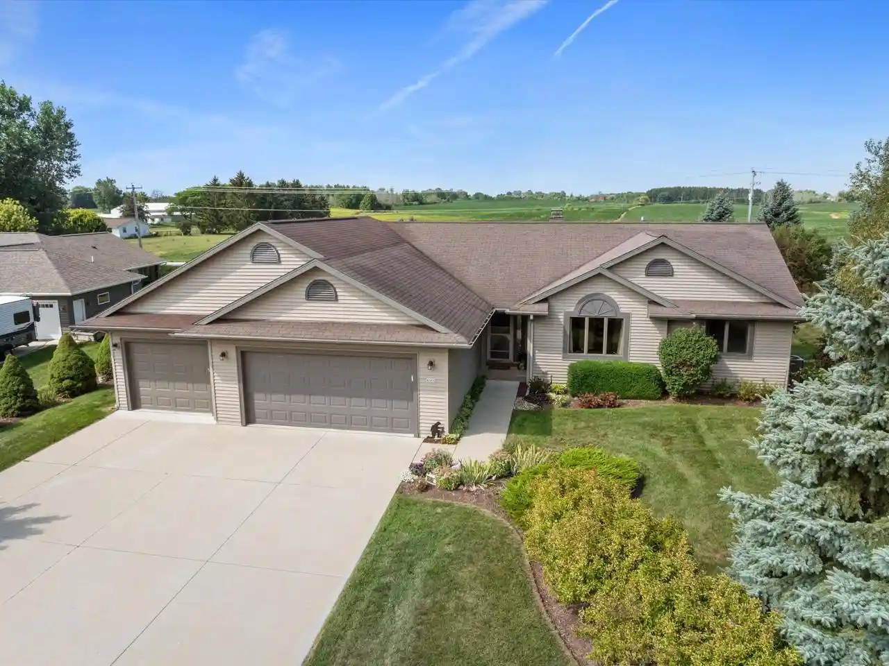 Photo 1 of Single family home for sale at 6502 Cloverleaf Ct, Sheboygan, WI 53081 | MLS# 1977493 | Listing updated on 2026-09-05