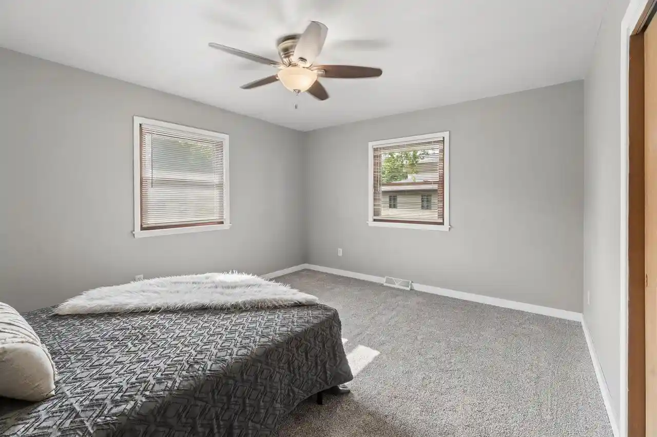 5th image of 1805 Algoma Boulevard Boulevard, Oshkosh, WI 54901 | MLS# 50331525