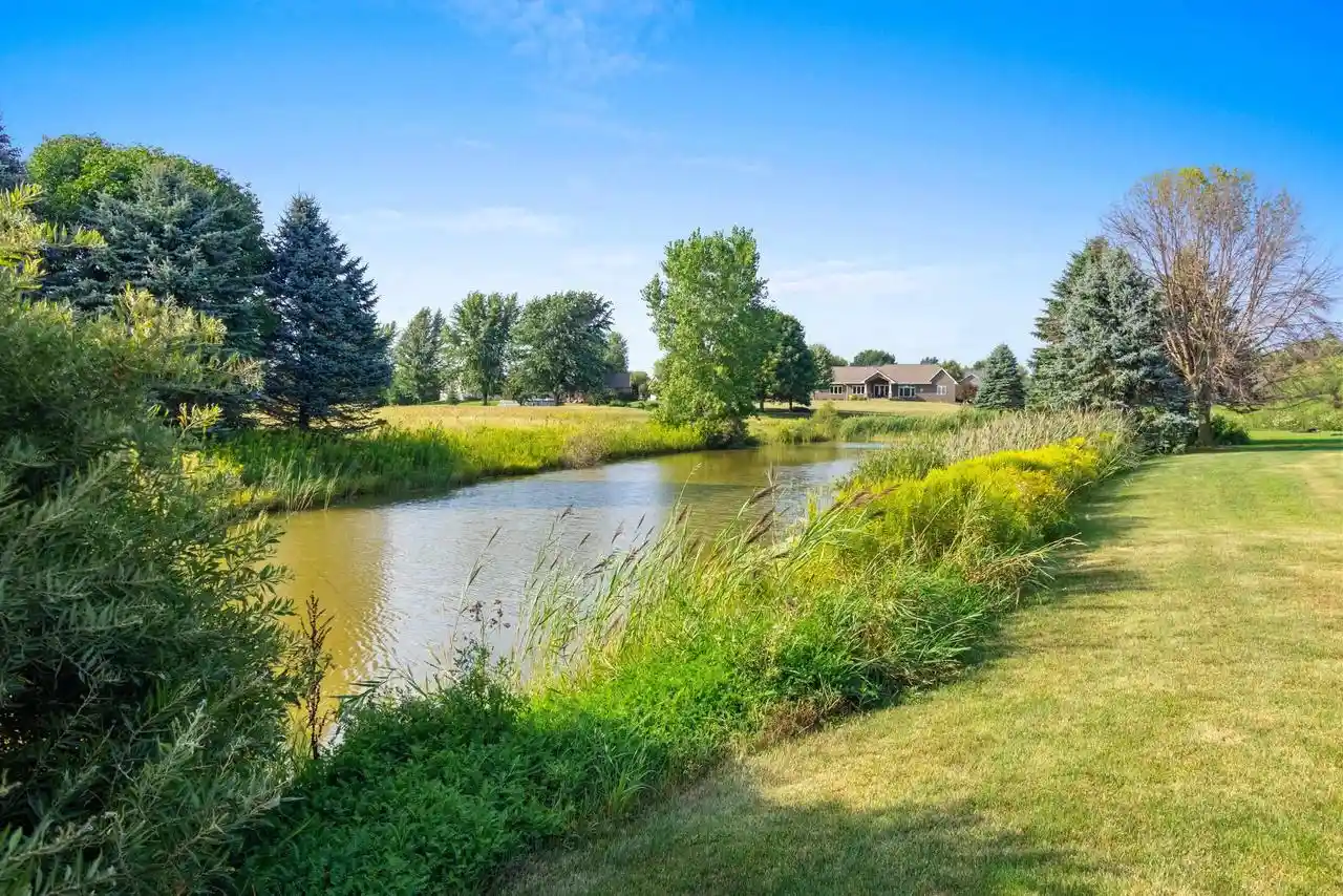 Photo 3 of Single family home for sale at N3025 Steeple Dr Dr, Appleton, WI 54913 | MLS# 50331531 | Listing updated on 2026-09-16