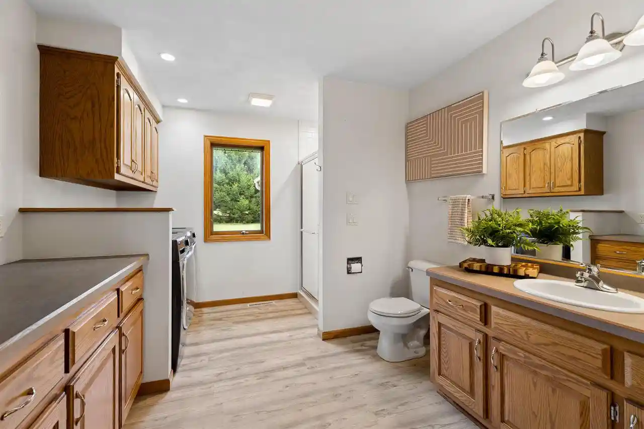 5th image of E8522 Thieme Dr Dr, Fremont, WI 54940 | MLS# 50331537